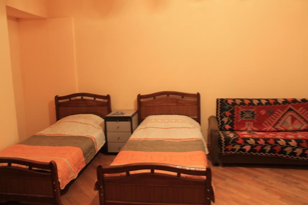 Hostel Old City Sololaki Tbilisi Exterior photo