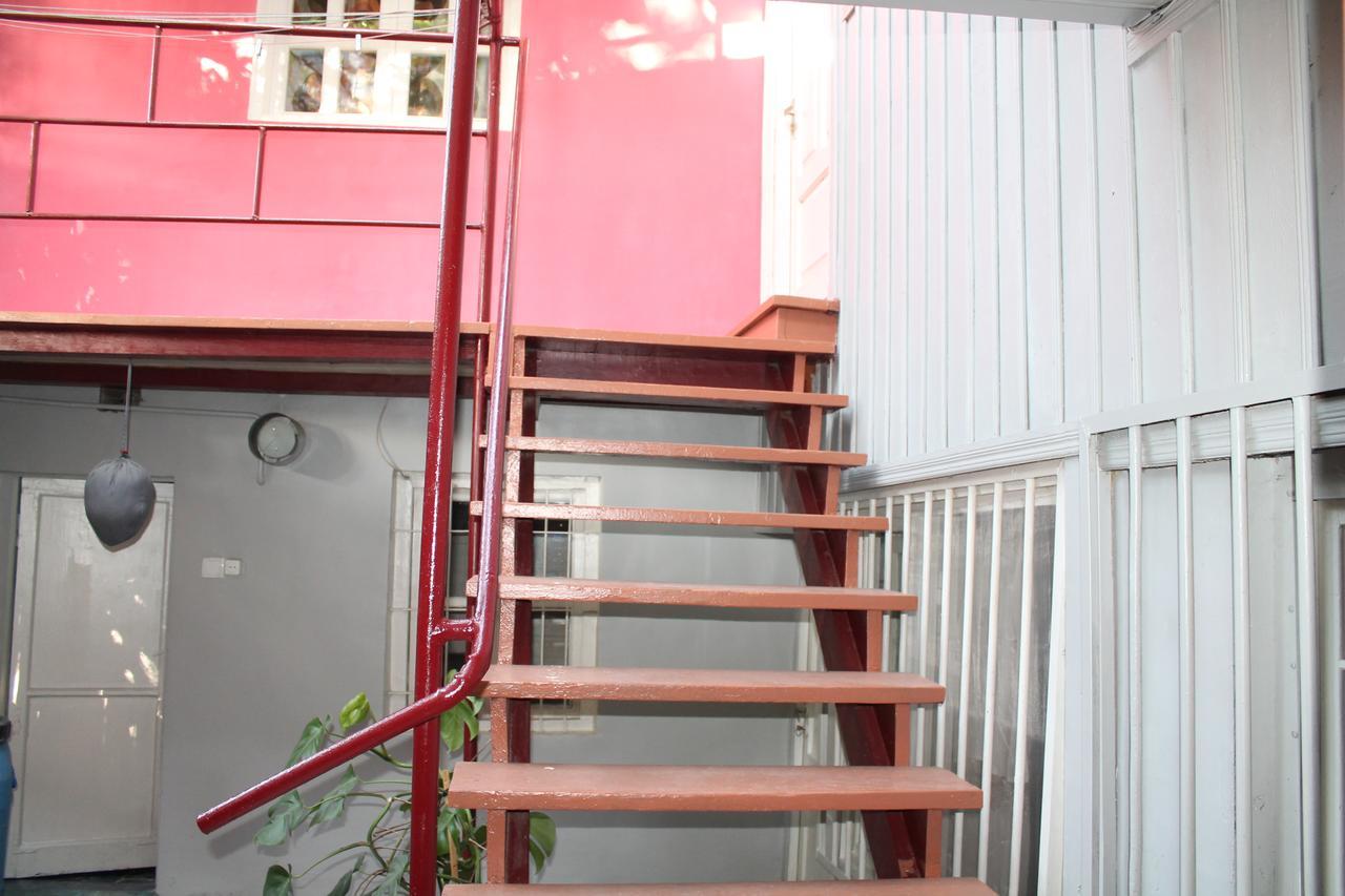Hostel Old City Sololaki Tbilisi Exterior photo